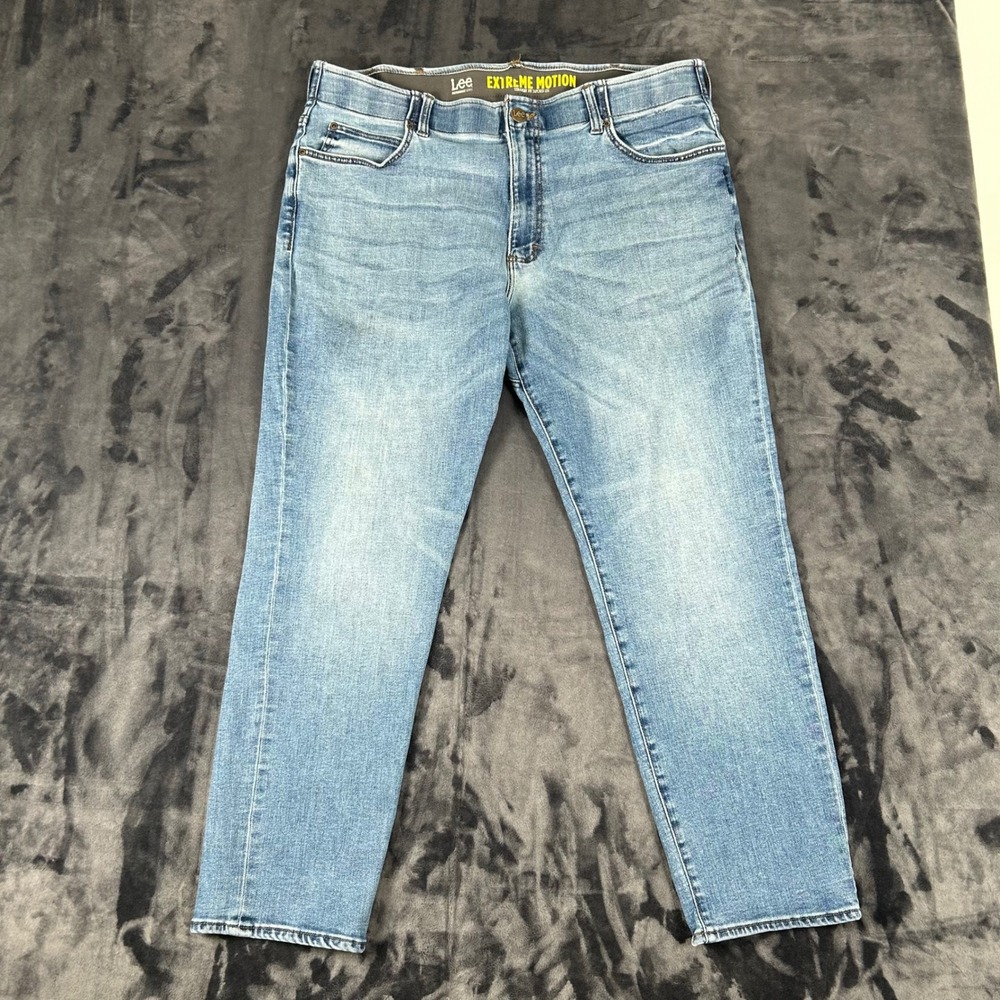 Lee Extreme Motion Jeans Mens 40x30 Blue Straight Fit Tapered Leg Stretch Denim